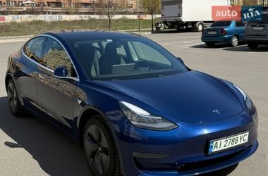 Седан Tesla Model 3 2018 в Києві
