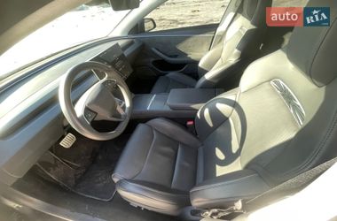 Седан Tesla Model 3 2024 в Киеве