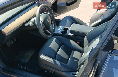 Седан Tesla Model 3 2023 в Кропивницком