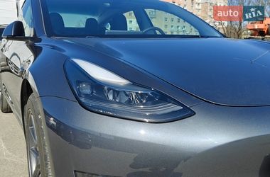 Седан Tesla Model 3 2023 в Кропивницком