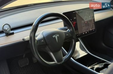 Седан Tesla Model 3 2019 в Белой Церкви