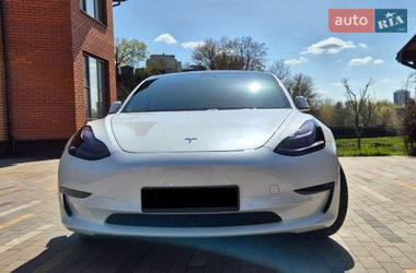 Седан Tesla Model 3 2020 в Белой Церкви
