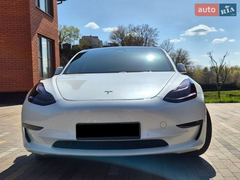 Седан Tesla Model 3 2020 в Белой Церкви