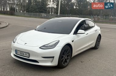 Седан Tesla Model 3 2019 в Киеве