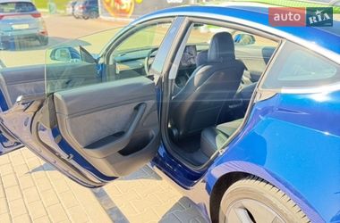 Седан Tesla Model 3 2019 в Києві