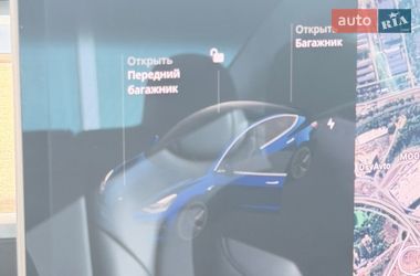 Седан Tesla Model 3 2019 в Києві