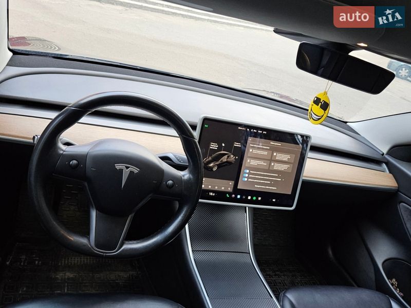 Седан Tesla Model 3 2018 в Дніпрі фото 16 Седан Tesla Model 3 2018 в Дніпрі
