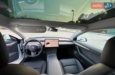 Седан Tesla Model 3 2023 в Одессе