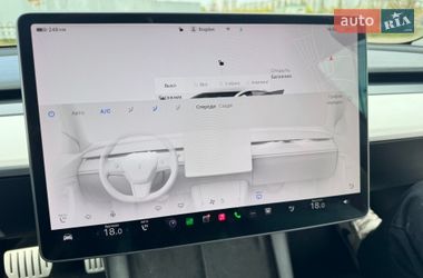 Седан Tesla Model 3 2022 в Києві