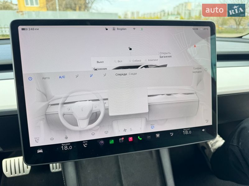 Седан Tesla Model 3 2022 в Києві