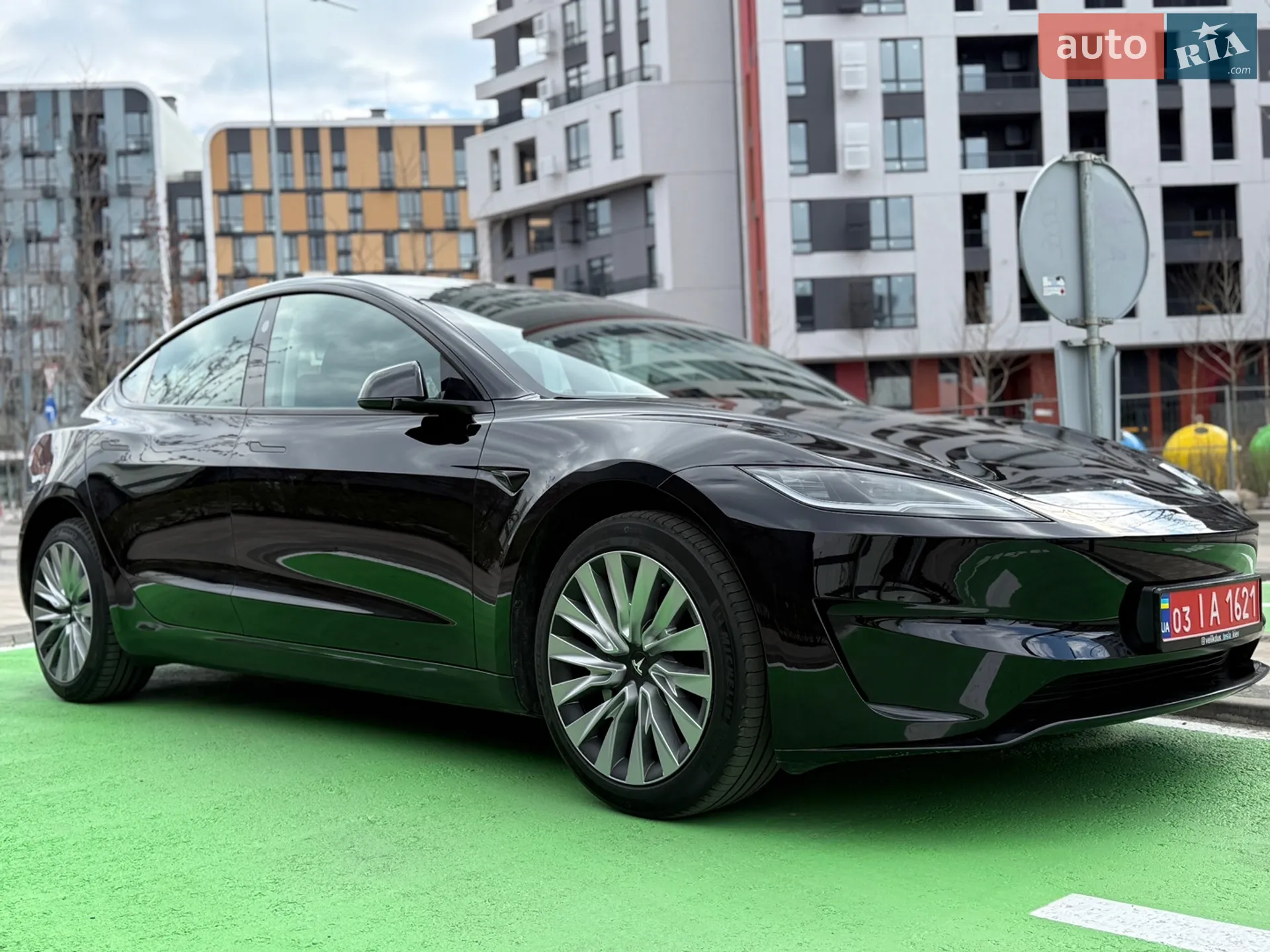 2024 Tesla Model 3 - мініатюра 4