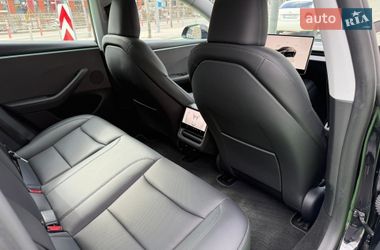 Седан Tesla Model 3 2024 в Києві