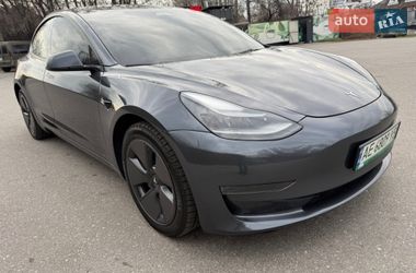 Седан Tesla Model 3 2023 в Днепре