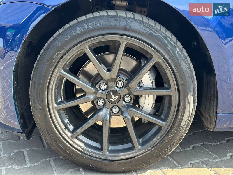 Седан Tesla Model 3 2018 в Днепре