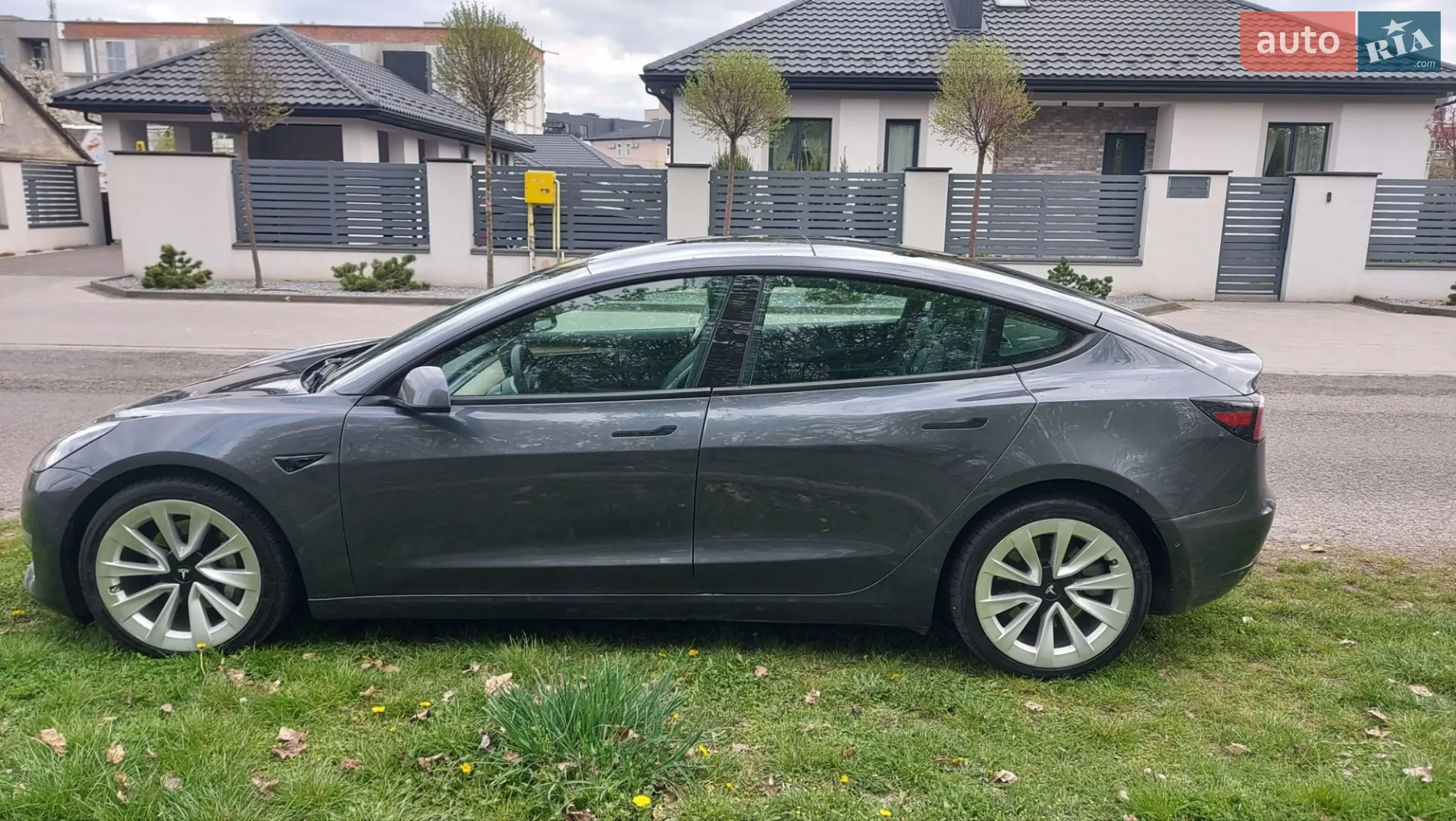 2021 Tesla Model 3 - мініатюра 9