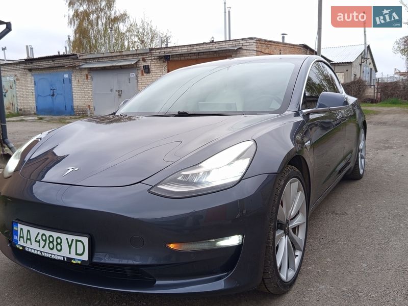 Седан Tesla Model 3 2019 в Белой Церкви