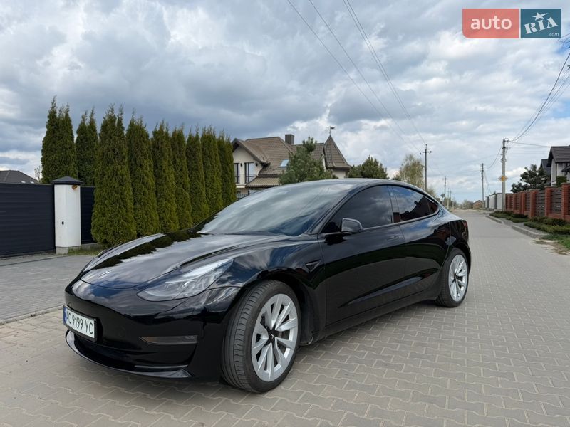 Tesla Model 3 2022