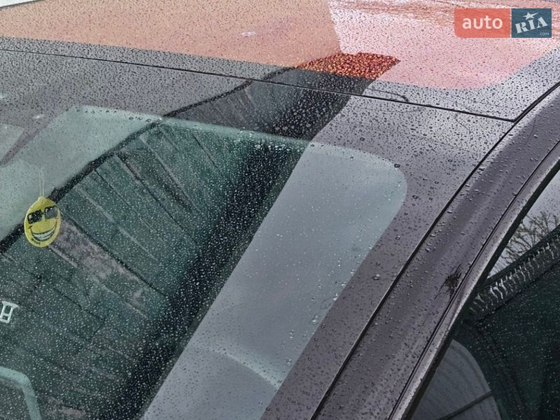Седан Tesla Model 3 2018 в Дніпрі