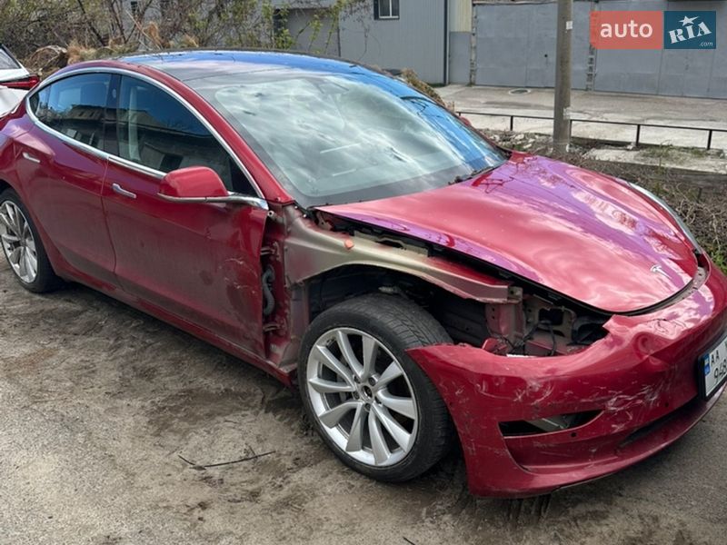 Tesla Model 3 2018