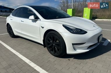 Седан Tesla Model 3 2019 в Вінниці