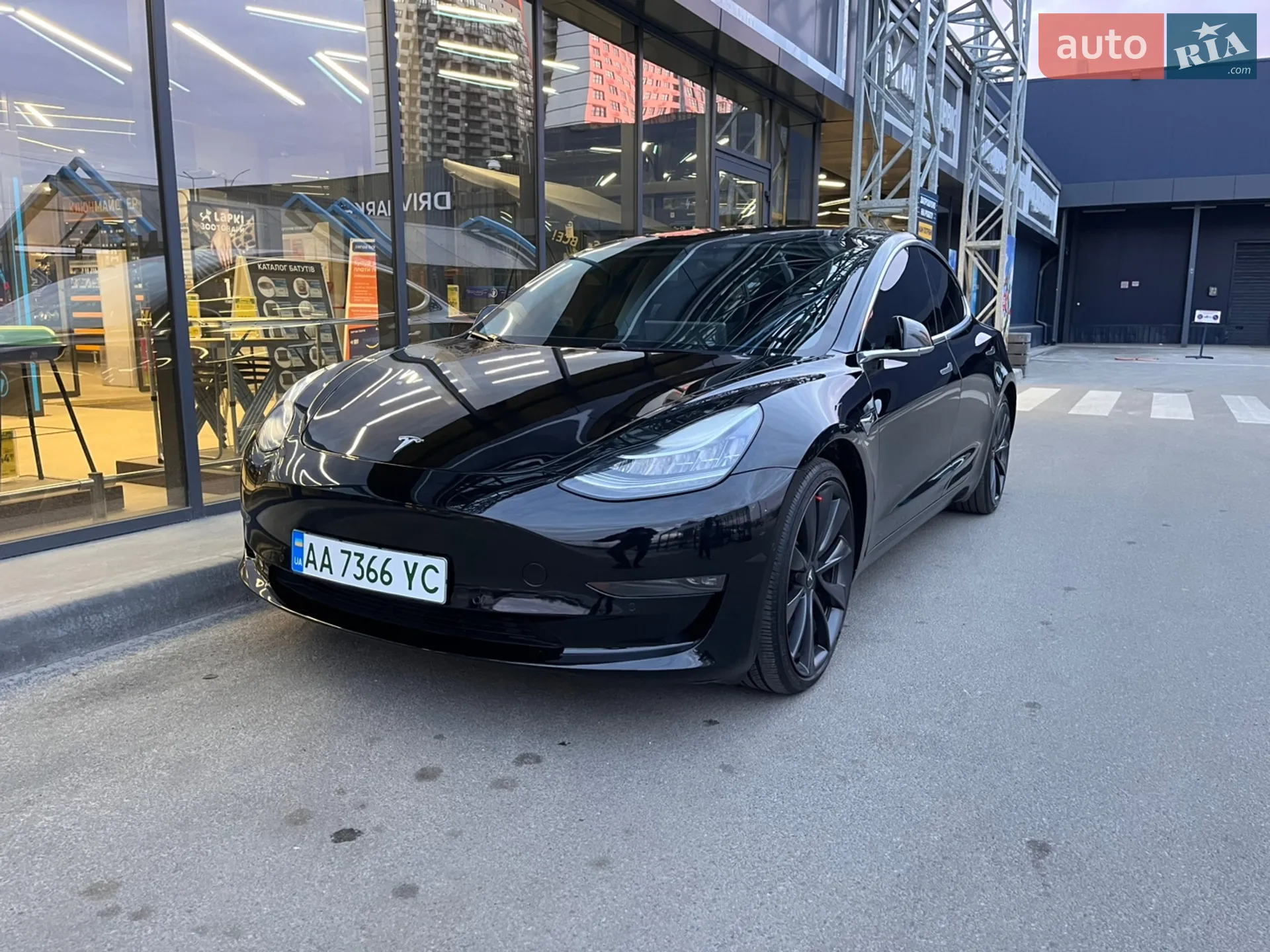 2019 Tesla Model 3 - мініатюра 6