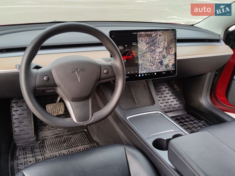 Седан Tesla Model 3 2022 в Киеве