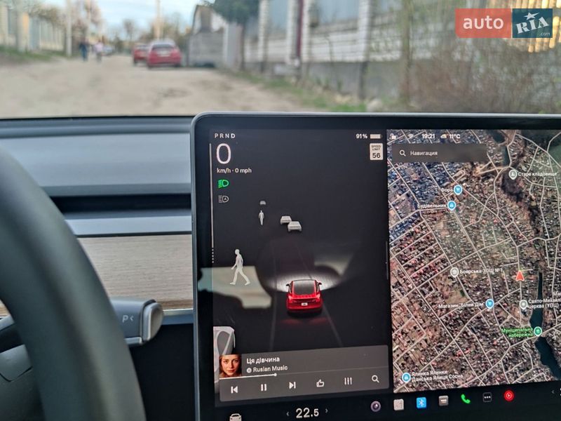 Седан Tesla Model 3 2022 в Киеве
