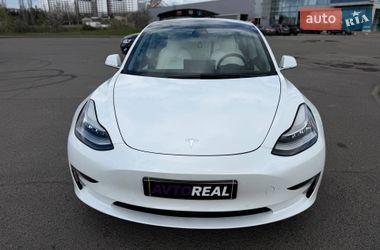 Седан Tesla Model 3 2019 в Кривому Розі