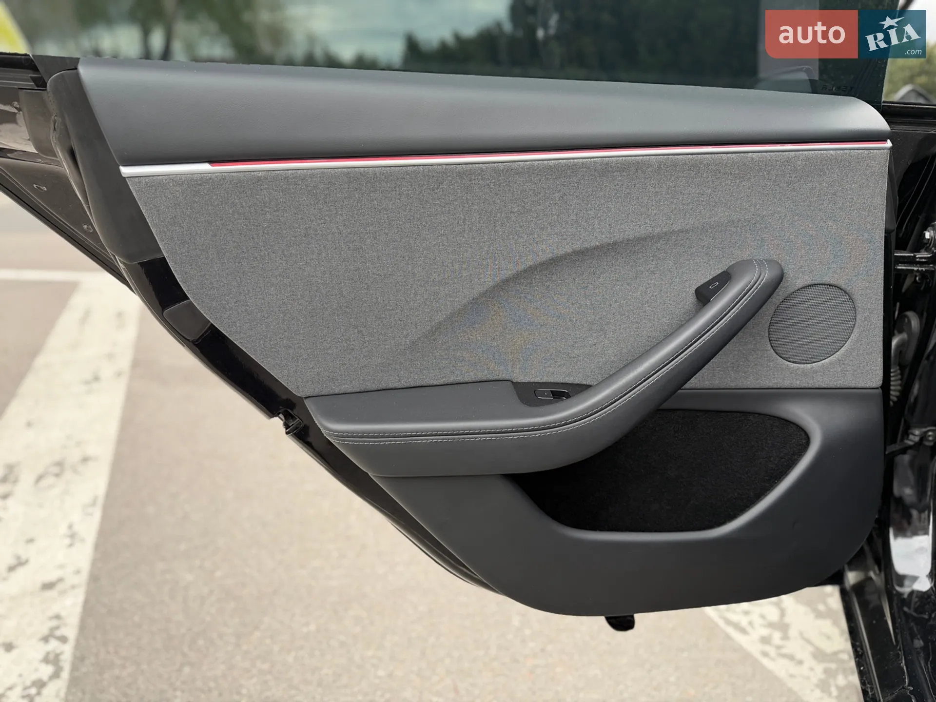 2024 Tesla Model 3 - мініатюра 18