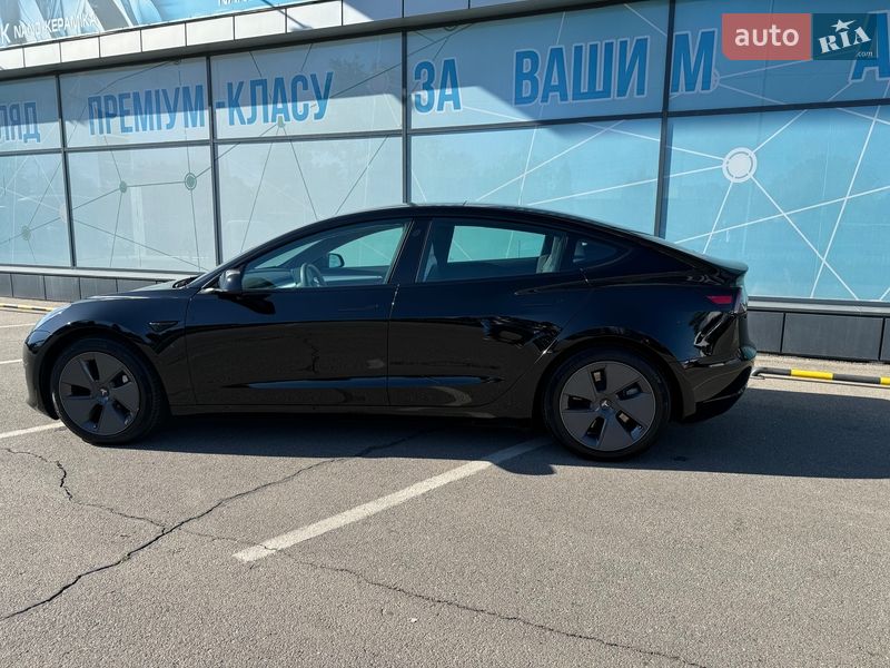 Седан Tesla Model 3 2022 в Полтаве