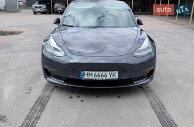 Седан Tesla Model 3 2021 в Сумах