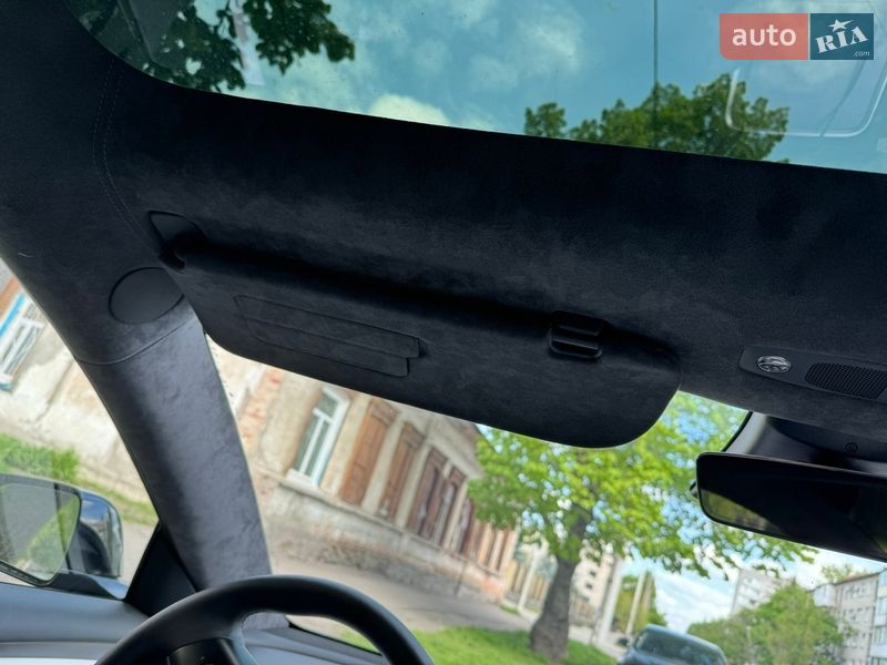 Седан Tesla Model 3 2022 в Полтаве