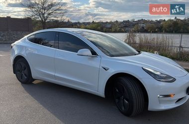 Седан Tesla Model 3 2019 в Кропивницькому