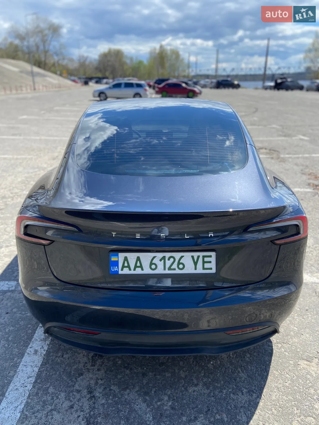 2025 Tesla Model 3 - мініатюра 2