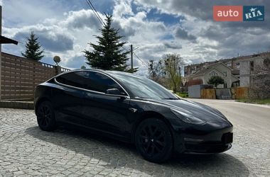 Седан Tesla Model 3 2020 в Харькове
