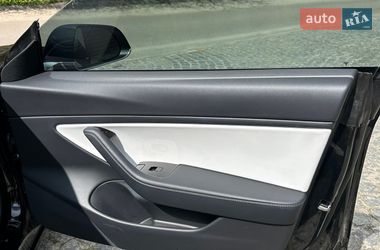 Седан Tesla Model 3 2020 в Харькове