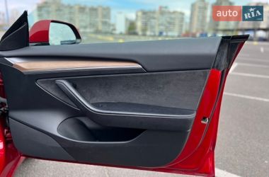 Седан Tesla Model 3 2022 в Киеве