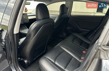 Седан Tesla Model 3 2021 в Луцке