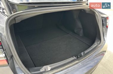 Седан Tesla Model 3 2021 в Луцке