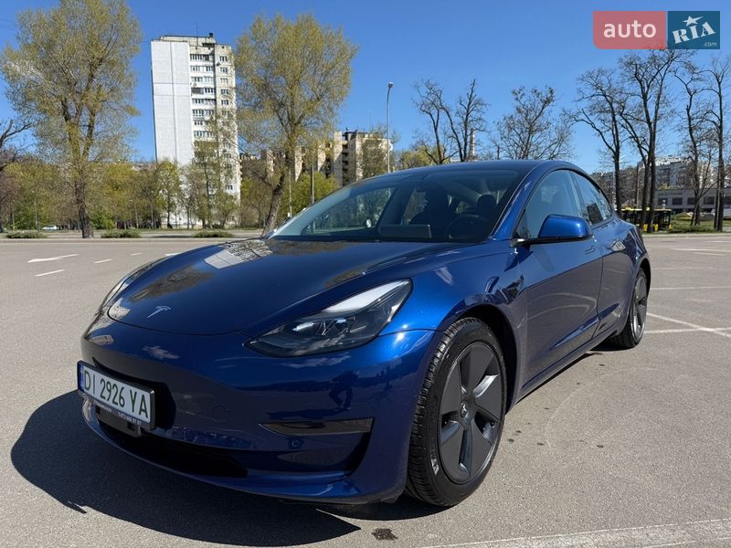 Tesla Model 3 2021