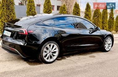 Седан Tesla Model 3 2024 в Харькове