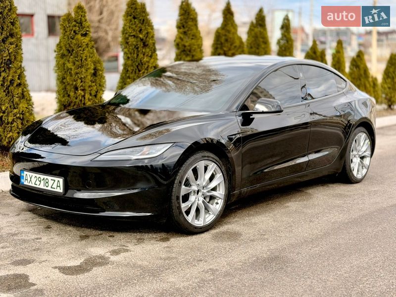 Седан Tesla Model 3 2024 в Харькове