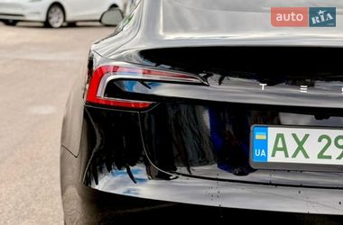 Седан Tesla Model 3 2024 в Харькове