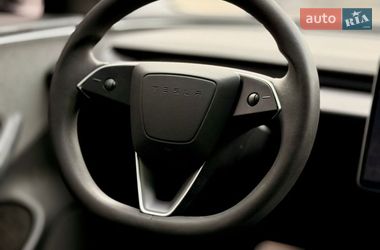 Седан Tesla Model 3 2024 в Харькове