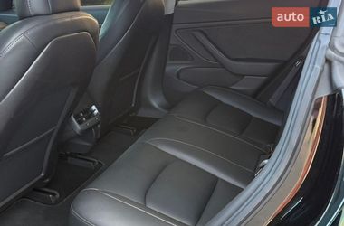 Седан Tesla Model 3 2018 в Хмельницком