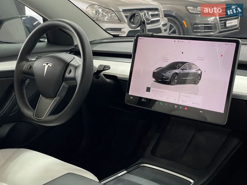 Седан Tesla Model 3 2022 в Одесі