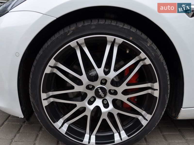 Седан Tesla Model 3 2019 в Одесі