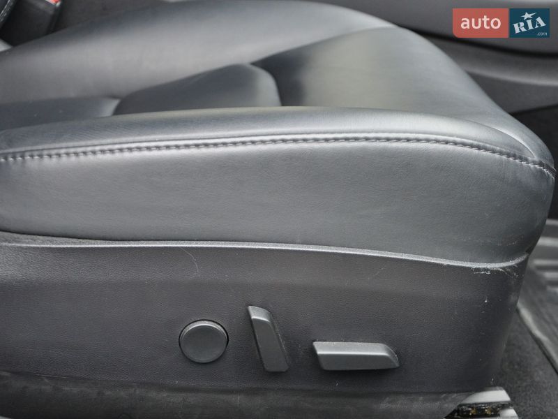 Седан Tesla Model 3 2019 в Одесі