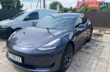 Седан Tesla Model 3 2018 в Кагарлыке
