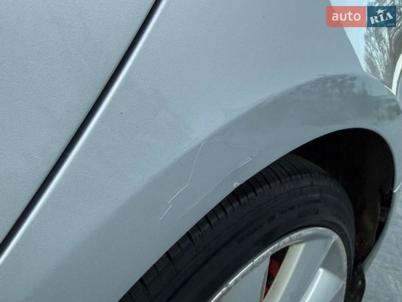 Седан Tesla Model 3 2018 в Луцьку